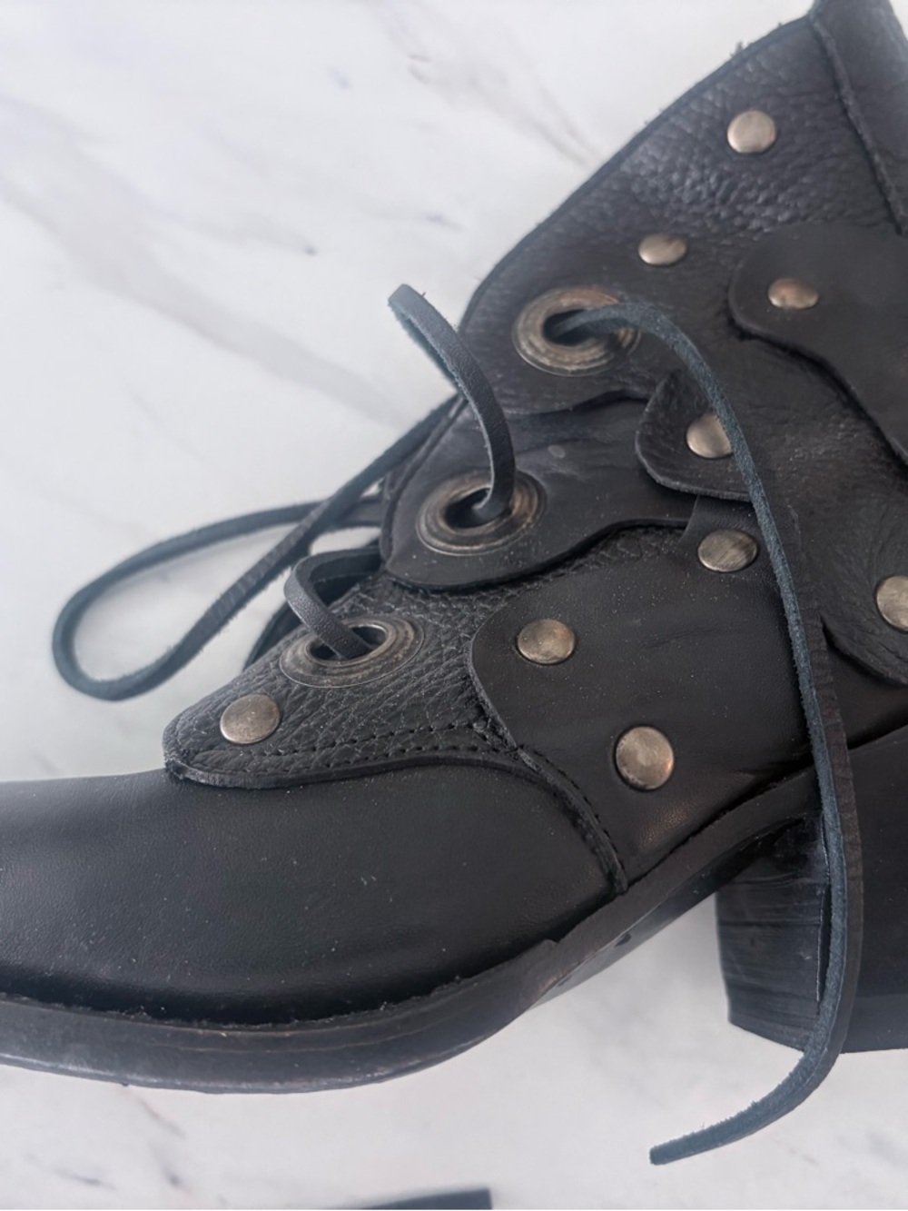John Fluevog Emmylou Harris Boot - Black Leather Ankle Boots with Logo Insole - Picture 2 of 10